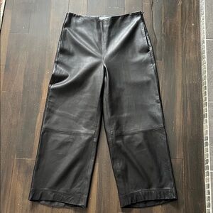 Vince Black Leather taper wide leg Pants size 4 ankle petite